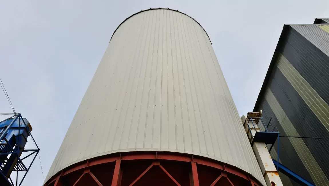 Protective coatings for tanks and silos
